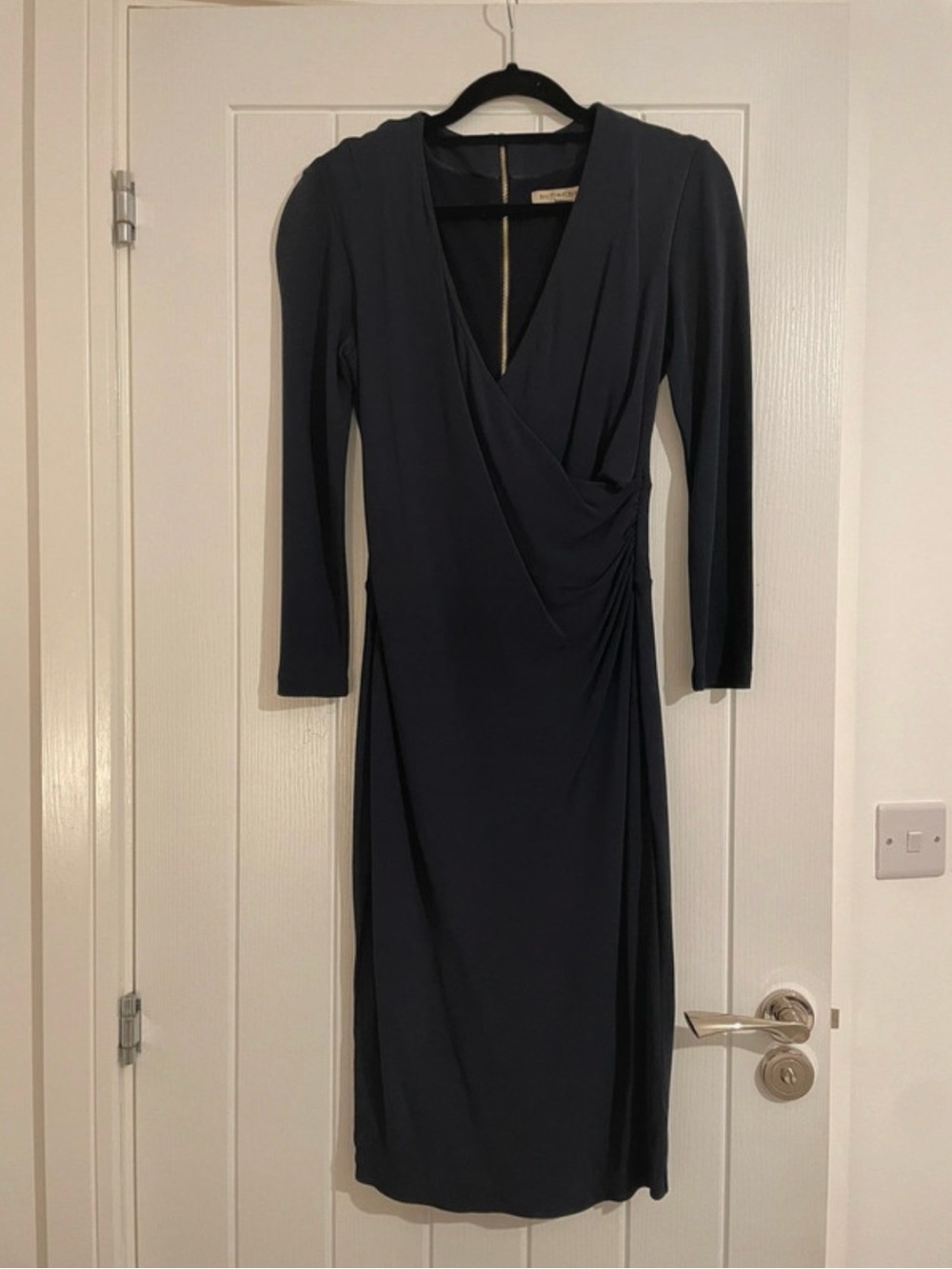 Burberry Navy Ruched V-Neck Long Sleeve Sheath Dress - Picture 8 of 9